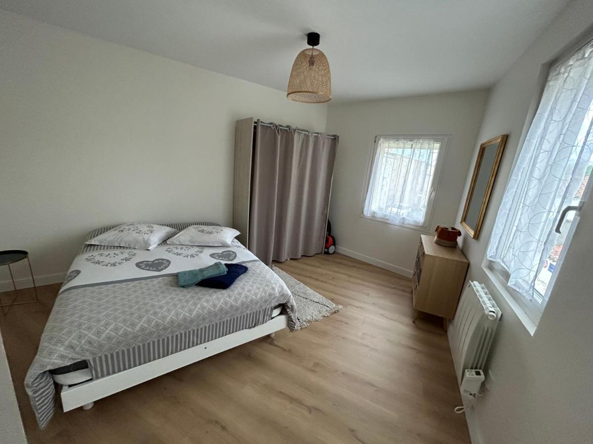Appartement T2 Lumineux Et Cosy Au Calme Proche Du Centre Avec Tv Et Wifi La Rochelle  Luaran gambar