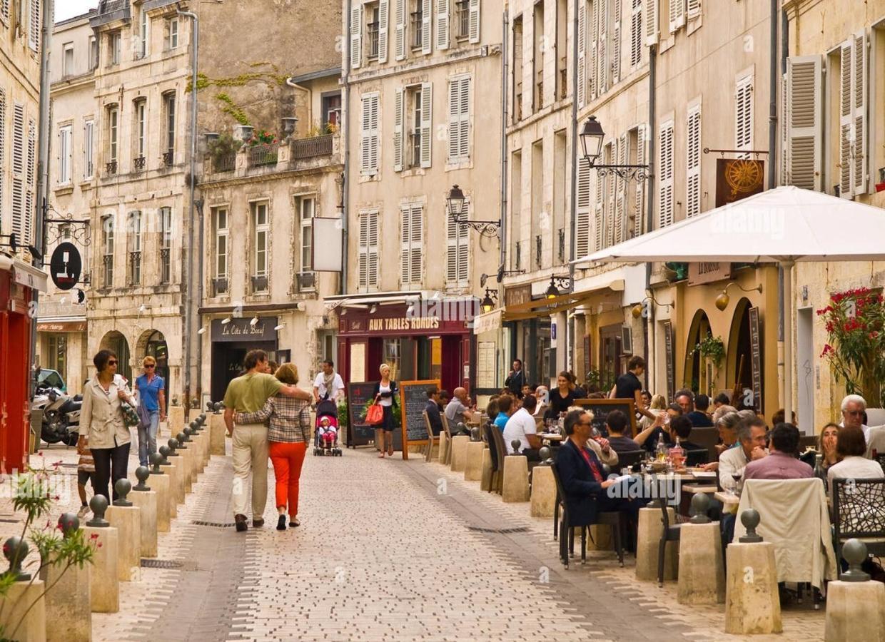 Appartement T2 Lumineux Et Cosy Au Calme Proche Du Centre Avec Tv Et Wifi La Rochelle  Luaran gambar